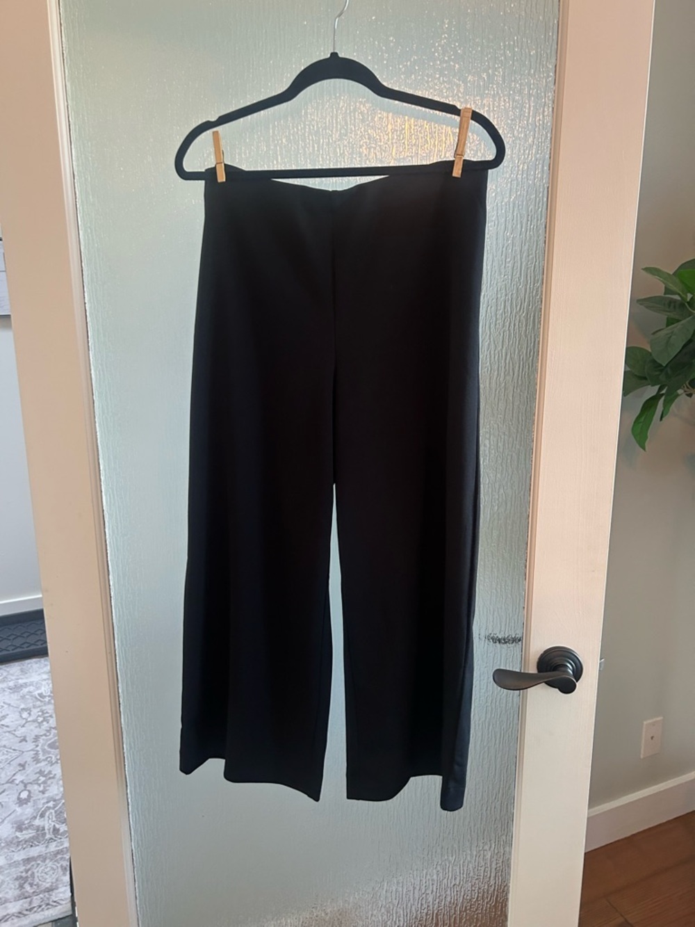 H&M Classic Wide-Leg Culotte-style Flowy Black Women's Pants